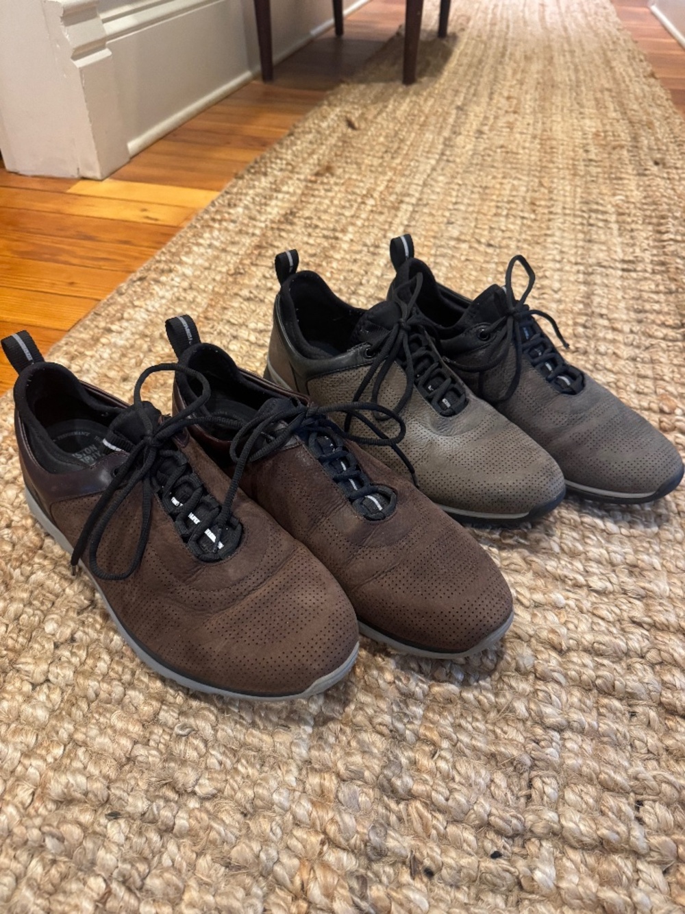 Two pair of Men’s Johnston & Murphy Prentiss U-Throat Sneakers size 11